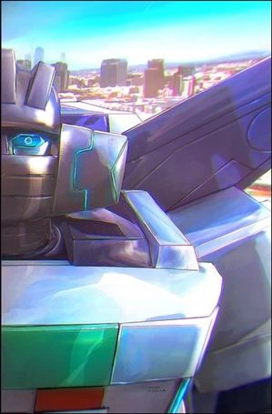 Transformers (2023) issue 21-J Retailer Exclusive Tiago da Silva Connecting Cover