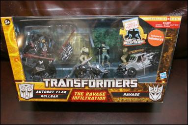 Transformers: Hunt for the Decepticons (Deluxe Class Multipack Exclusives) figure 10 The Ravage Infiltration (Sainsbury's Exclusive)