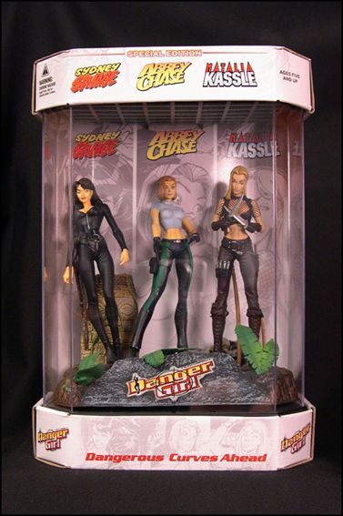 Special Edition Danger Girl figure nn Sydney Savage, Abbey Chase, and Natalia Kassle