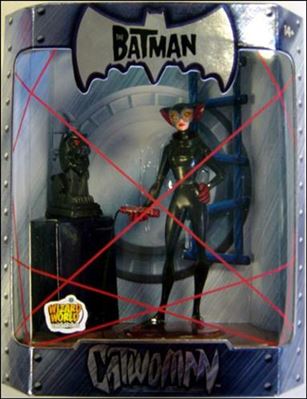 Batman (Exclusives) figure 2-B Catwoman (Black Idol) 2005 SDCC Exclusive