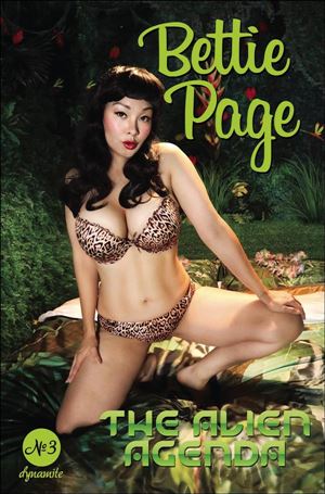 Bettie Page: The Alien Agenda issue 3-E Cosplay Photo Cover