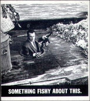 Get Smart (Base Set) card 14 Something Fishy About This.