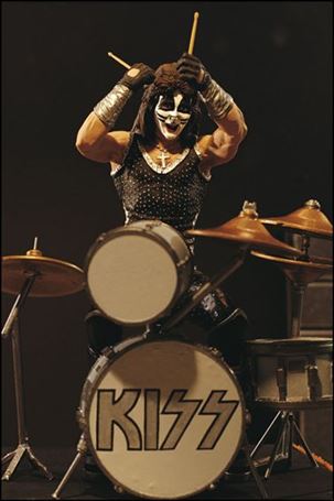 Kiss (Series 4) Cover Image 1