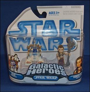 Star Wars: Galactic Heroes figure 59 Princess Leia (Slave Costume) and R2-D2