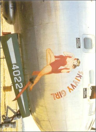 Vintage Aircraft Nose Art (Base Set) card 35 Skivvy Girl