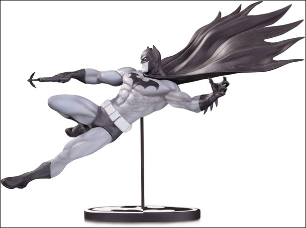 Batman: Black and White  item 99 Batman (Designed by Doug Mahnke) 1/5200