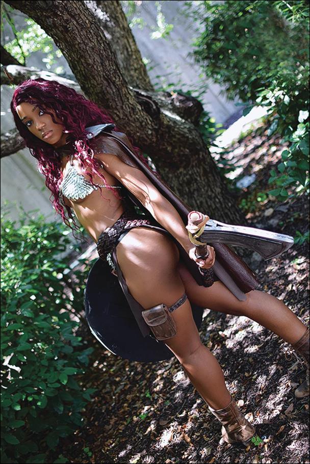 Red Sonja: Age of Chaos issue 4-Q 1:30 Virgin Cosplay Photo Cover