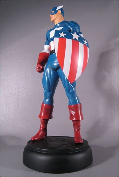 Marvel Statues (Bowen) item 100 Captain America (WWII) 1/800
