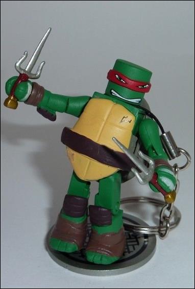 Teenage Mutant Ninja Turtles Minimates (Series 1) figure 6-B Raphael with Keyring