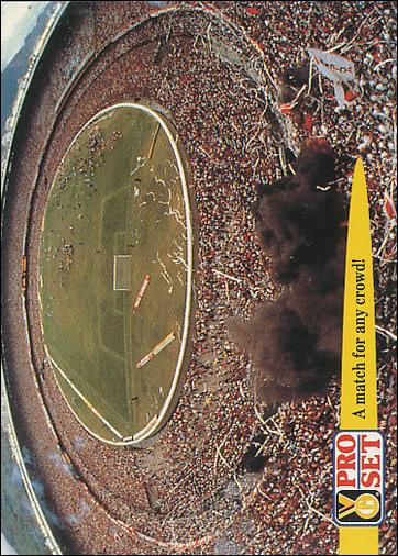 Guinness World Records (Base Set) card 16 A match for any crowd!