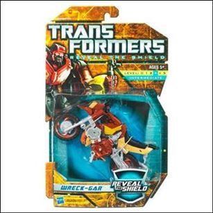 Transformers: Reveal the Shield (Deluxe Class) figure 5 Wreck-Gar
