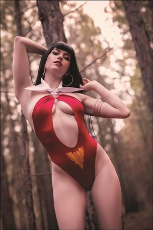 Vampirella (2019) issue 4-K 1:30 Virgin Cosplay Photo Cover