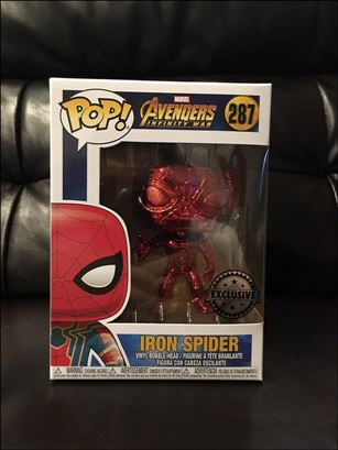 POP! Marvel figure 287-B Iron Spider (Red Chrome)