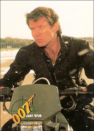 GoldenEye (Base Set) card 6 Plane Chase