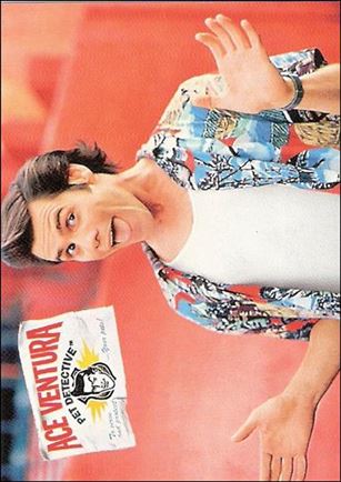Ace Ventura: When Nature Calls (Base Set) card 5 Handling the Press