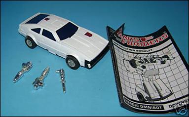Transformers: More Than Meets the Eye (Generation 1) figure 53 Downshift (Omnibot) (Mail-away)