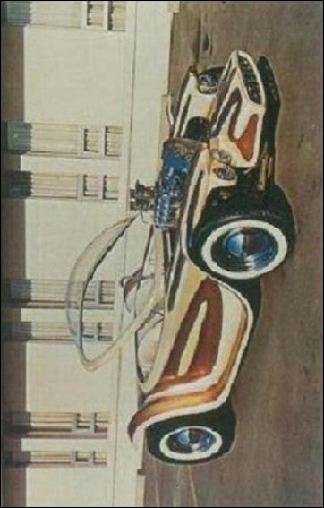 Rat Fink Car Photos Series A (Base Set) card 1 Beatnik Bandit #1