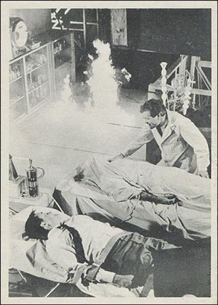 Man from U.N.C.L.E. (Base Set) card 37
