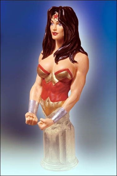 Women of the DC Universe (Series 1) item 1 Wonder Woman 1/3300