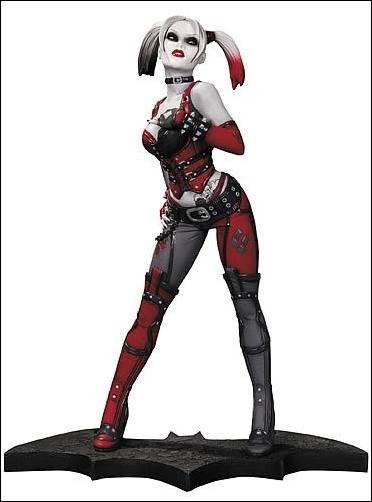 Batman: Arkham City (2013) item 1 Harley Quinn