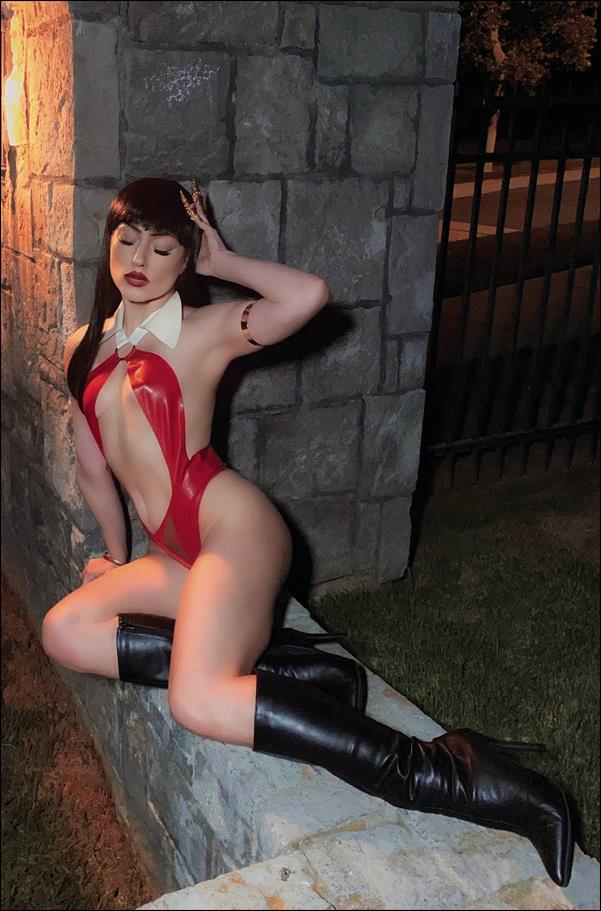 Vengeance of Vampirella (2019) issue 25-L 1:20 Virgin Cosplay Photo Cover