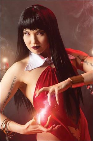Vengeance of Vampirella (2019) issue 17-J 1:20 Virgin Cosplay Photo Cover