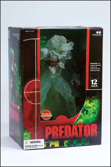 Alien and Predator (Super-Sized) Edition figure 3 Stealth Predator (12 Inch)
