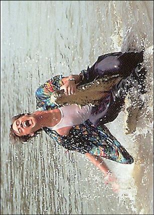 Ace Ventura: When Nature Calls (Base Set) card 66 Good News, Bad News