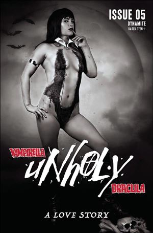 Vampirella/Dracula: Unholy issue 5-G 1:7 Black & White Cosplay Photo Cover