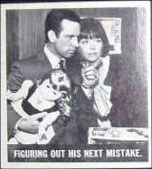 Get Smart (Base Set) card 44 Figuring Out His Next Mistake.
