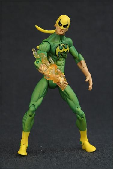 Marvel Universe (Series 1) figure 017-B Iron Fist (Danny Rand) - Loose