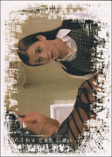 Buffy the Vampire Slayer Reflections: The High School Years (Base Set) card 19 Shopper