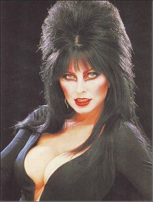Elvira Mistress of the Dark (Base Set) card 47