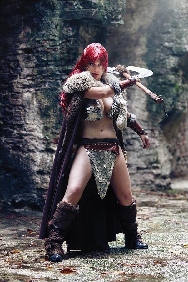 Red Sonja: Age of Chaos issue 5-P 1:30 Virgin Cosplay Photo Cover