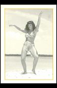 Bunny Yeager's Bettie Page (Base Set) card 16