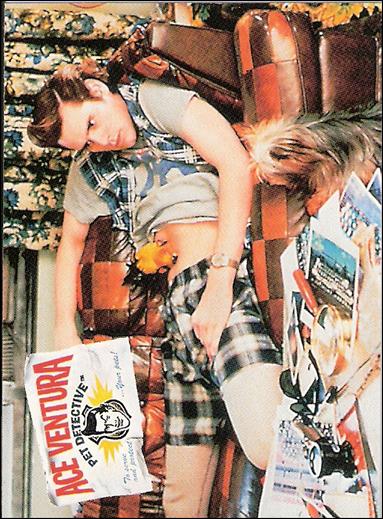Ace Ventura: When Nature Calls (Base Set) card 14 She's a He?!