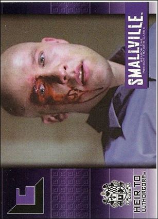 Smallville: Season One (Base Set) card 26 Eye on the Prize
