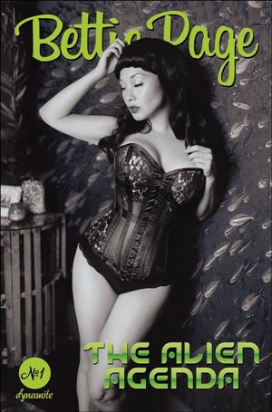 Bettie Page: The Alien Agenda issue 1-K 1:10 Black & White Cosplay Photo Cover