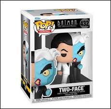 POP! Heroes figure 432 Two-Face