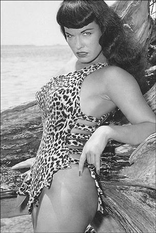 Bettie Page: Unbound issue 1-G 1:10 Photo Cover