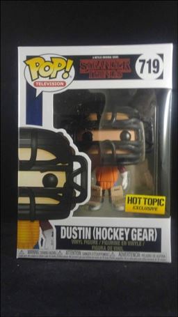 POP! Television figure 719 Dustin (Hockey Gear)