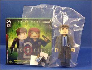 X-Files Palz (Series 2) figure 10 Special Agent Fox Mulder 