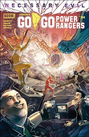 Saban's Go Go Power Rangers issue 24 Ivan Shavrin Cover