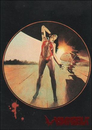 Visions of Vampirella card 36 Vampi Stands Tall