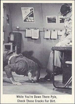 Gomer Pyle (Base Set) card 18 While You're Down There Pyle Check Those Cracks
