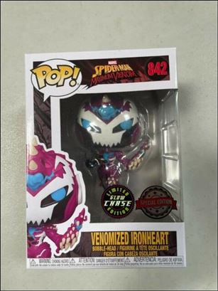 POP! Marvel figure 842-C Venomized  Ironheart