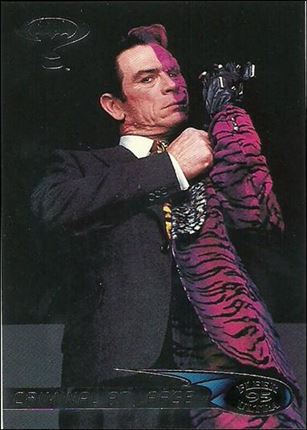 Batman Forever Fleer Ultra (Base Set) card 31 Criminal at Large