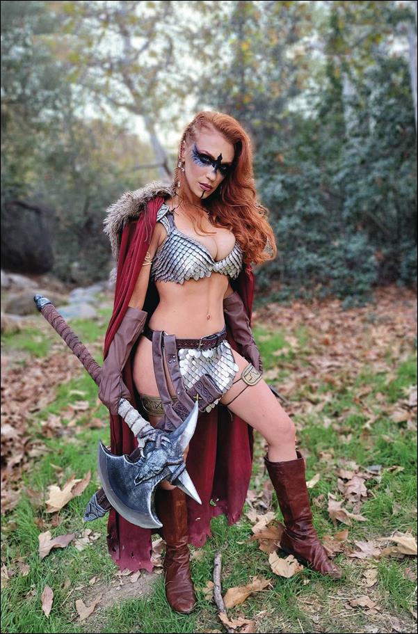 Die!namite Never Dies issue 4-I 1:7 Virgin Cosplay Photo Cover