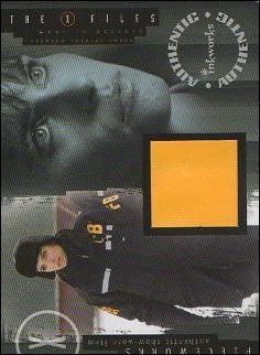 X-Files: I Want to Believe (Pieceworks Subset) card PW-12-B Yellow "FBI" lettering