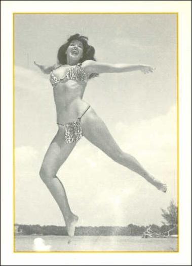 Bunny Yeager's Bettie Page (Base Set) card 18